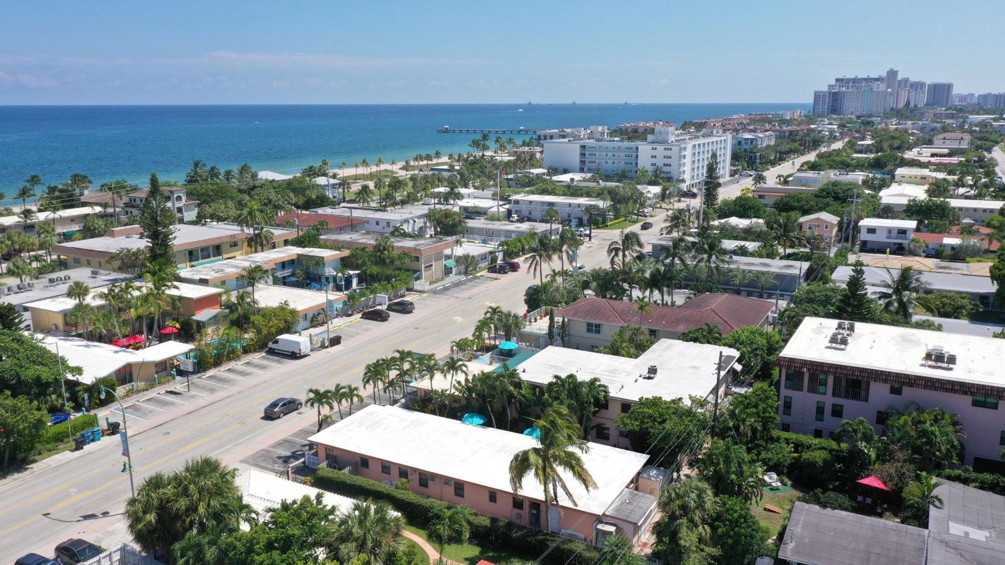 Sea Garden By The Sea Hotel Lauderdale-by-the-Sea Bagian luar foto