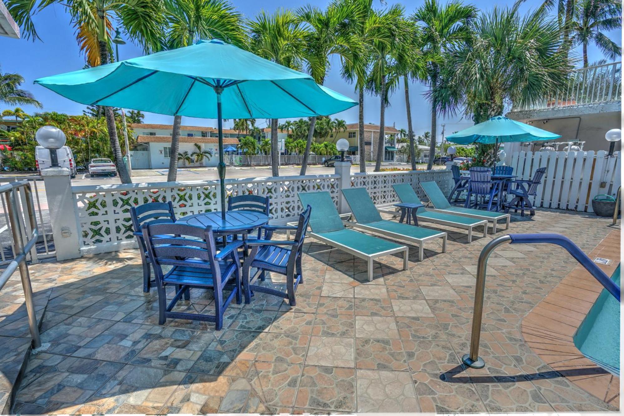 Sea Garden By The Sea Hotel Lauderdale-by-the-Sea Bagian luar foto